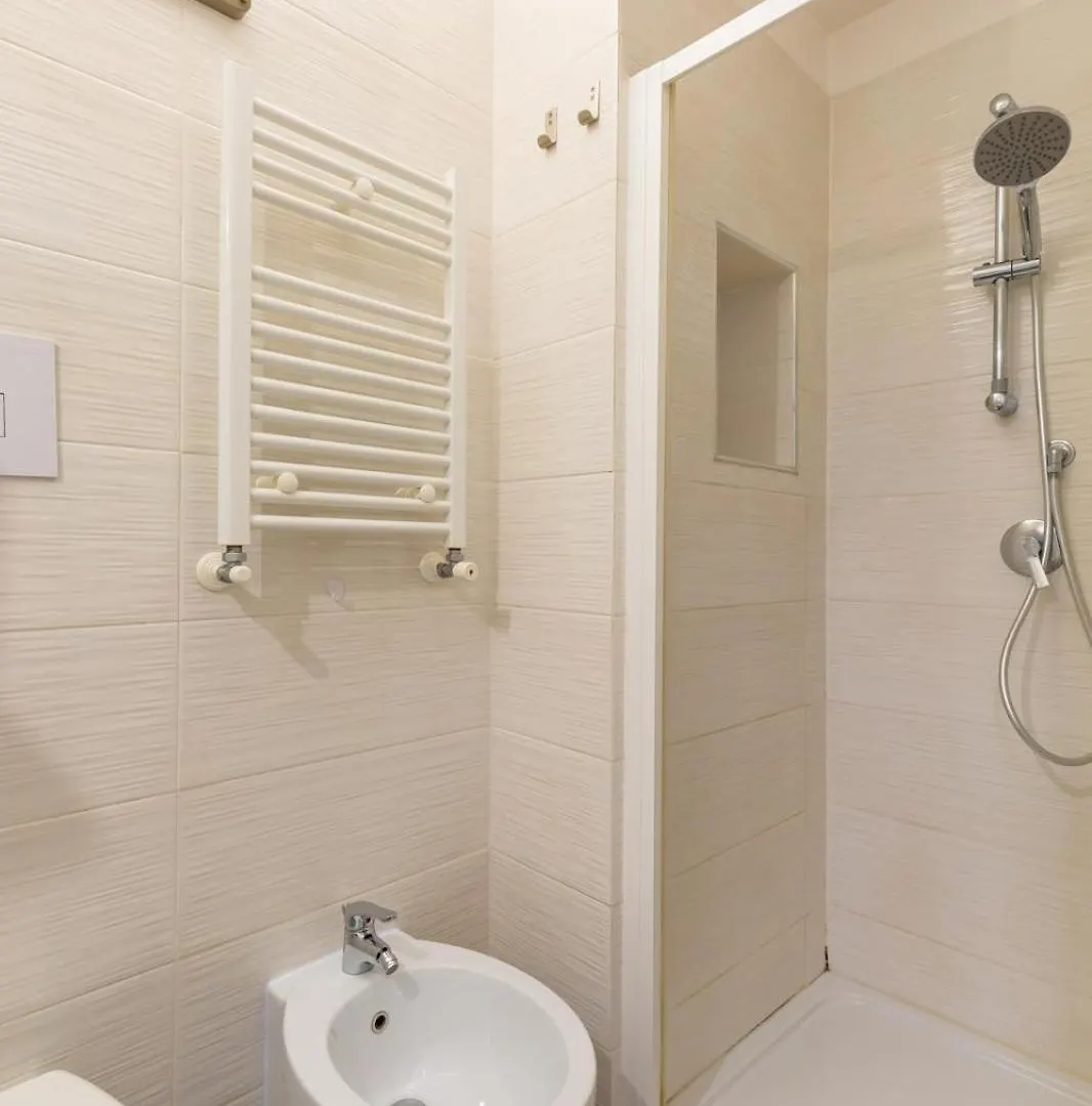 Napoli Relax Rooms-Vicino Lungomare- Neapol