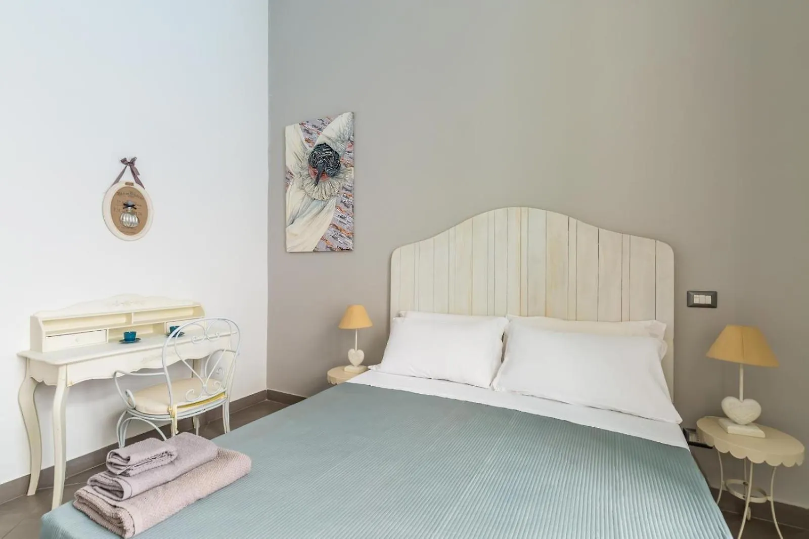 Napoli Relax Rooms-Vicino Lungomare-